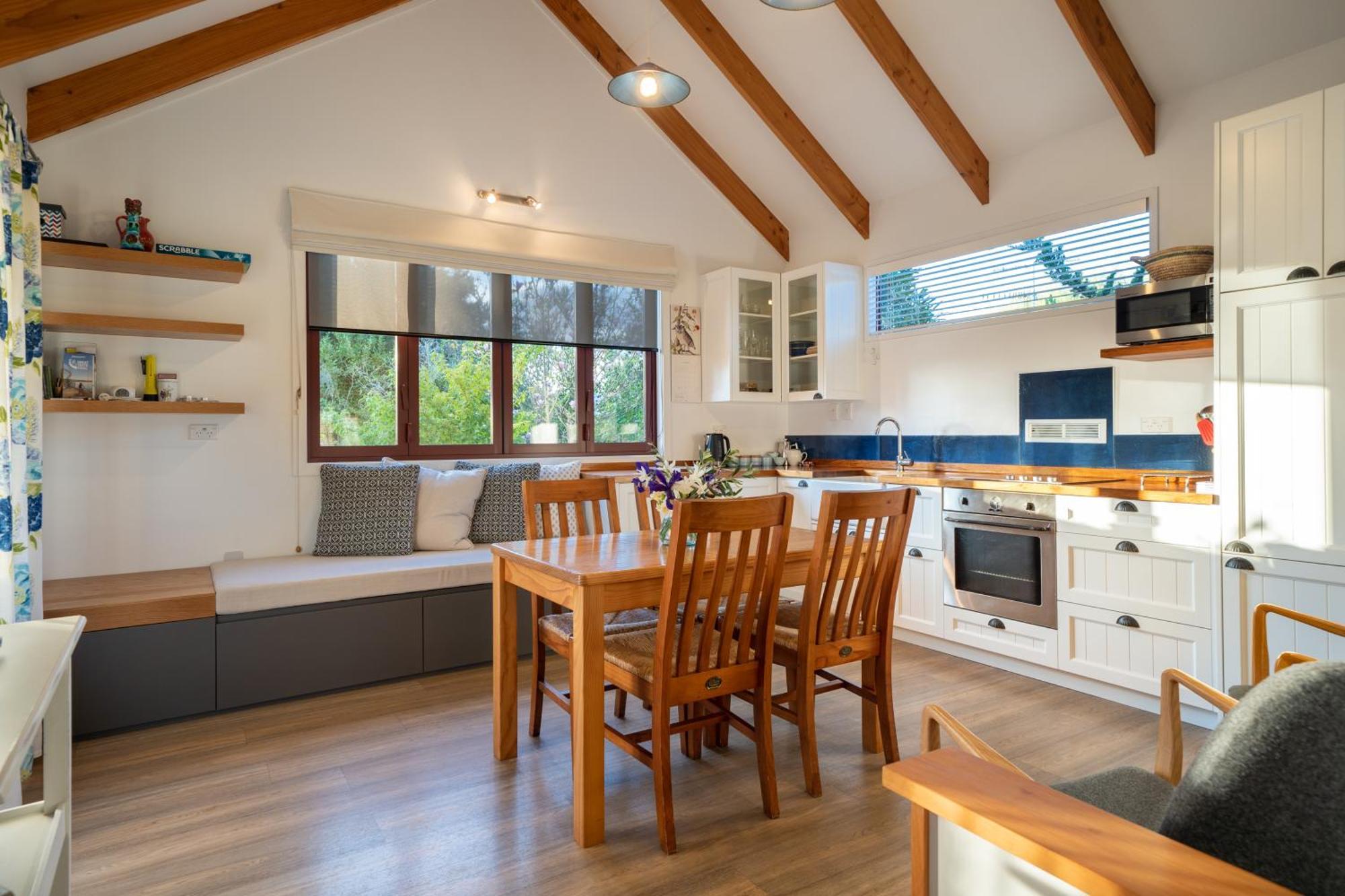 Tasman Village Cottage ภายนอก รูปภาพ
